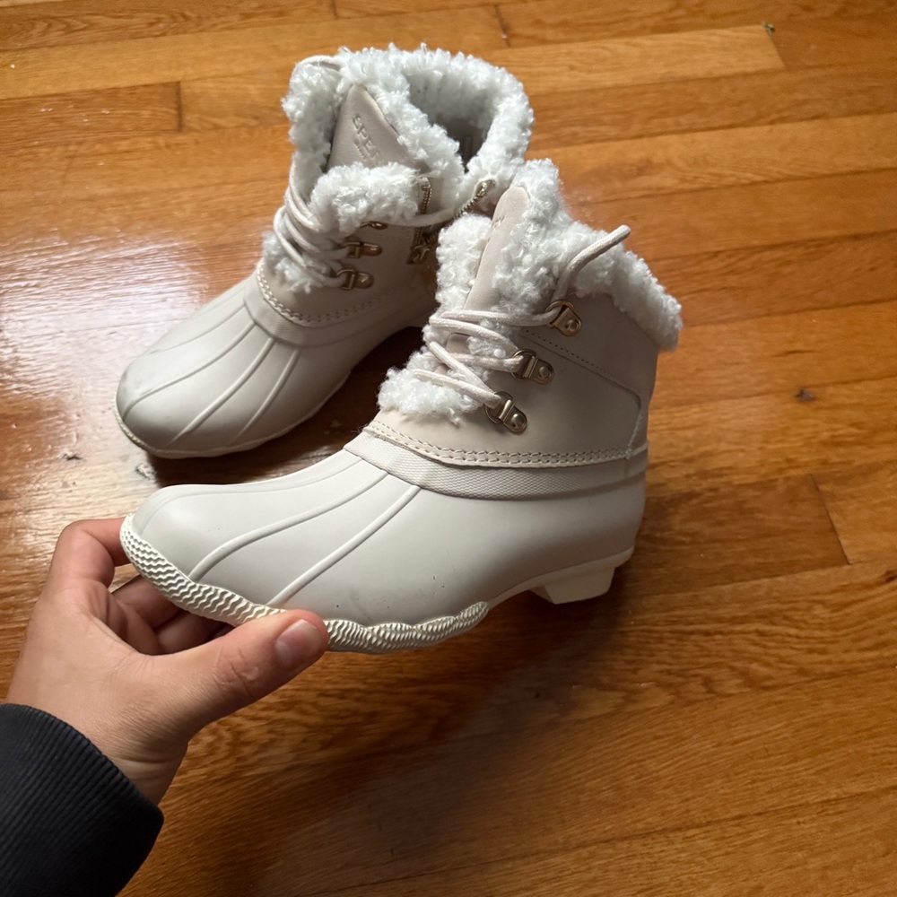 Womens White Fuzzy Sperry Boots